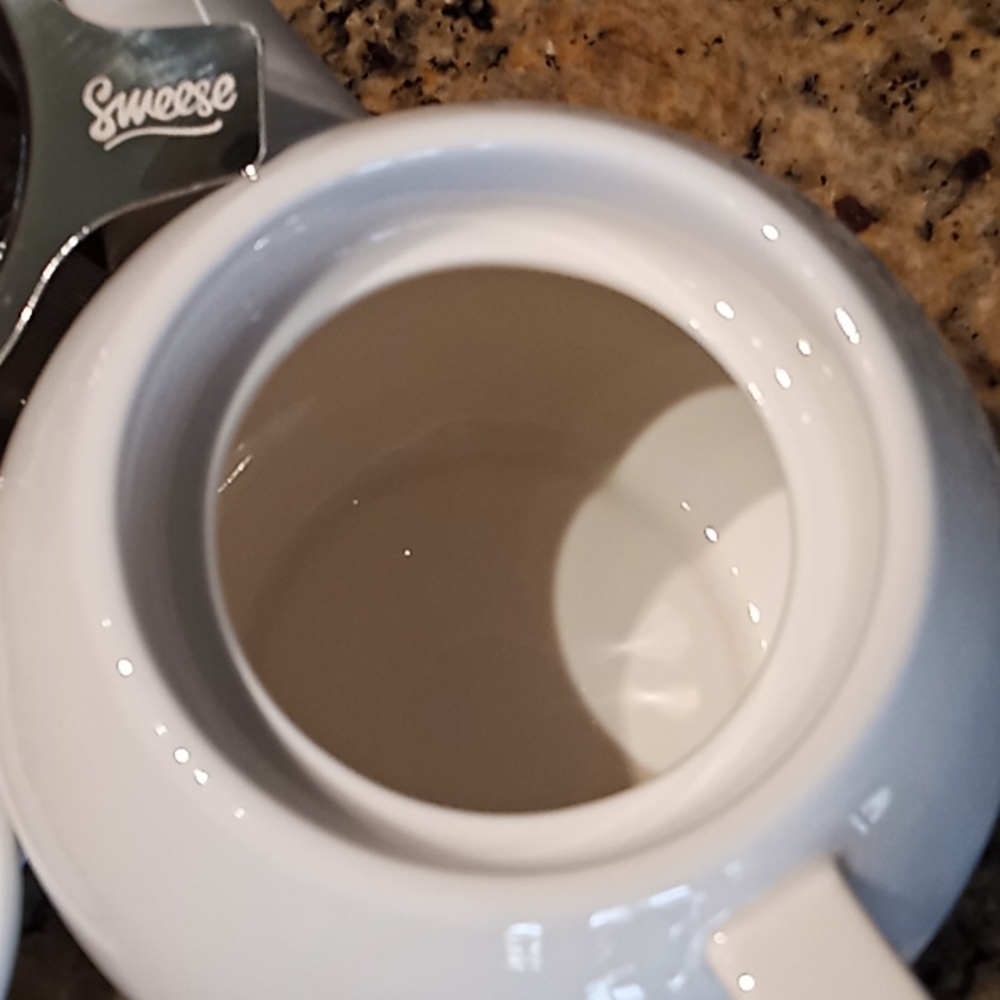 SWEESE Porcelain Tea Pot With Stainless Steel Infuser. 27 oz. Flawless Condition - Picture 8 of 16